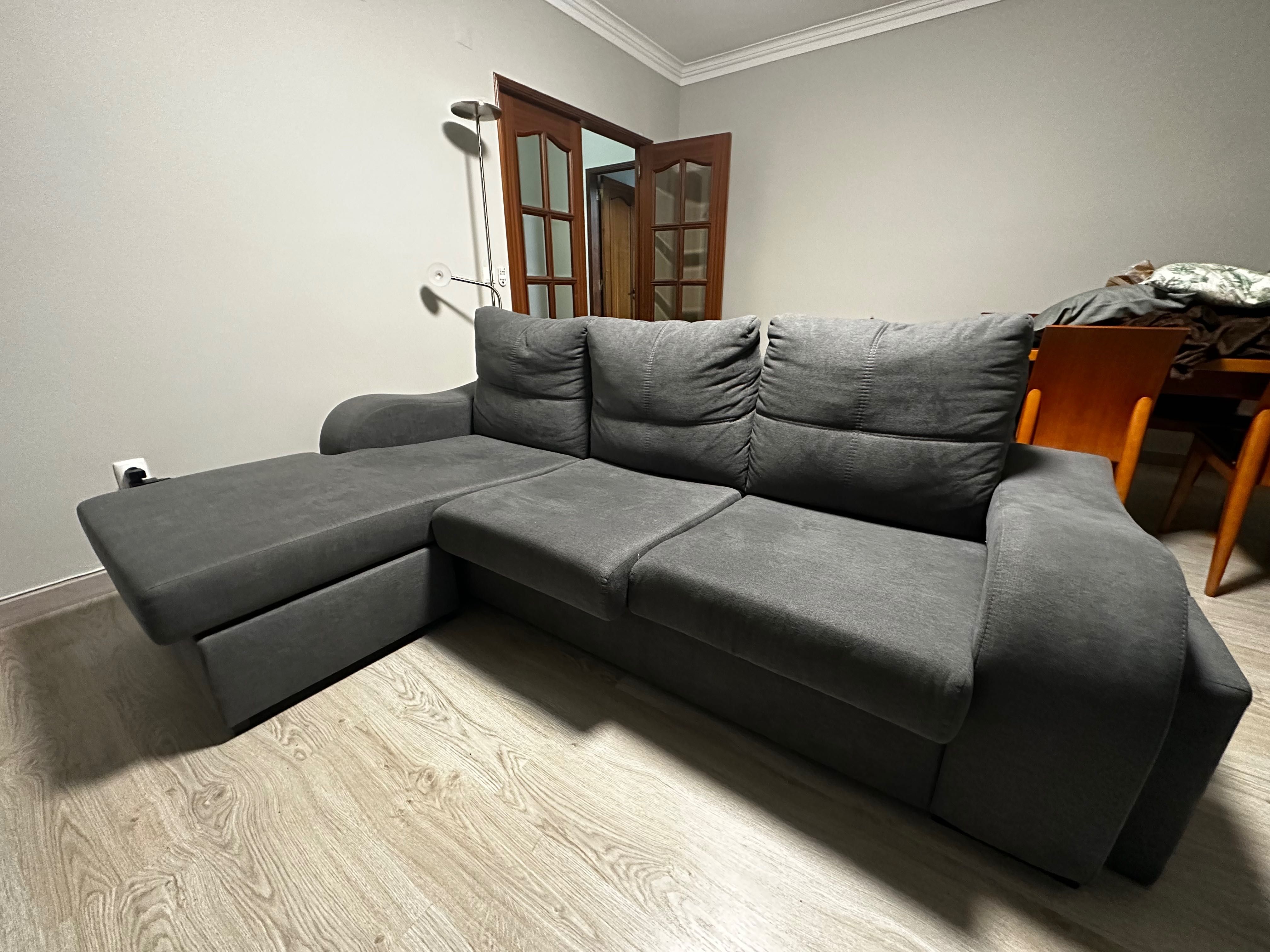 Sofa chaise loungue