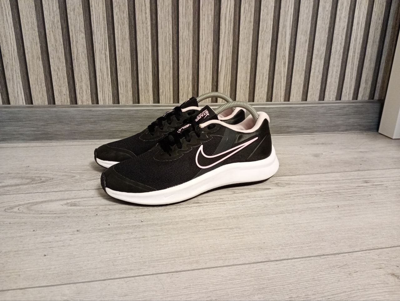 Кросівки nike star runner 3(da 2776-002).розмір 38-й
(da2776-002).розм