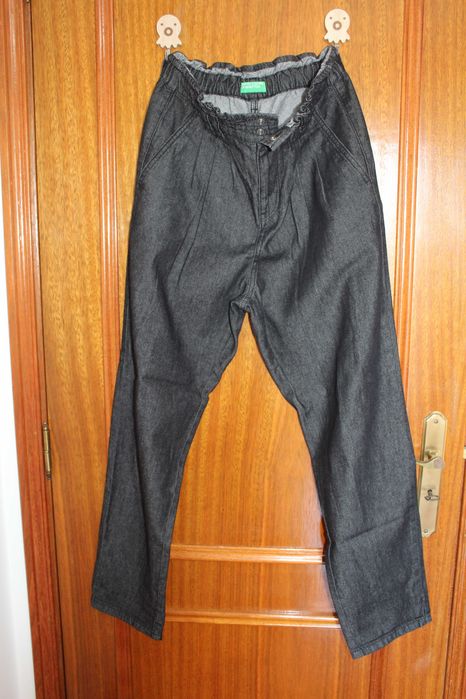 Calça franzida na cintura com botões tamanho 38 Benetton