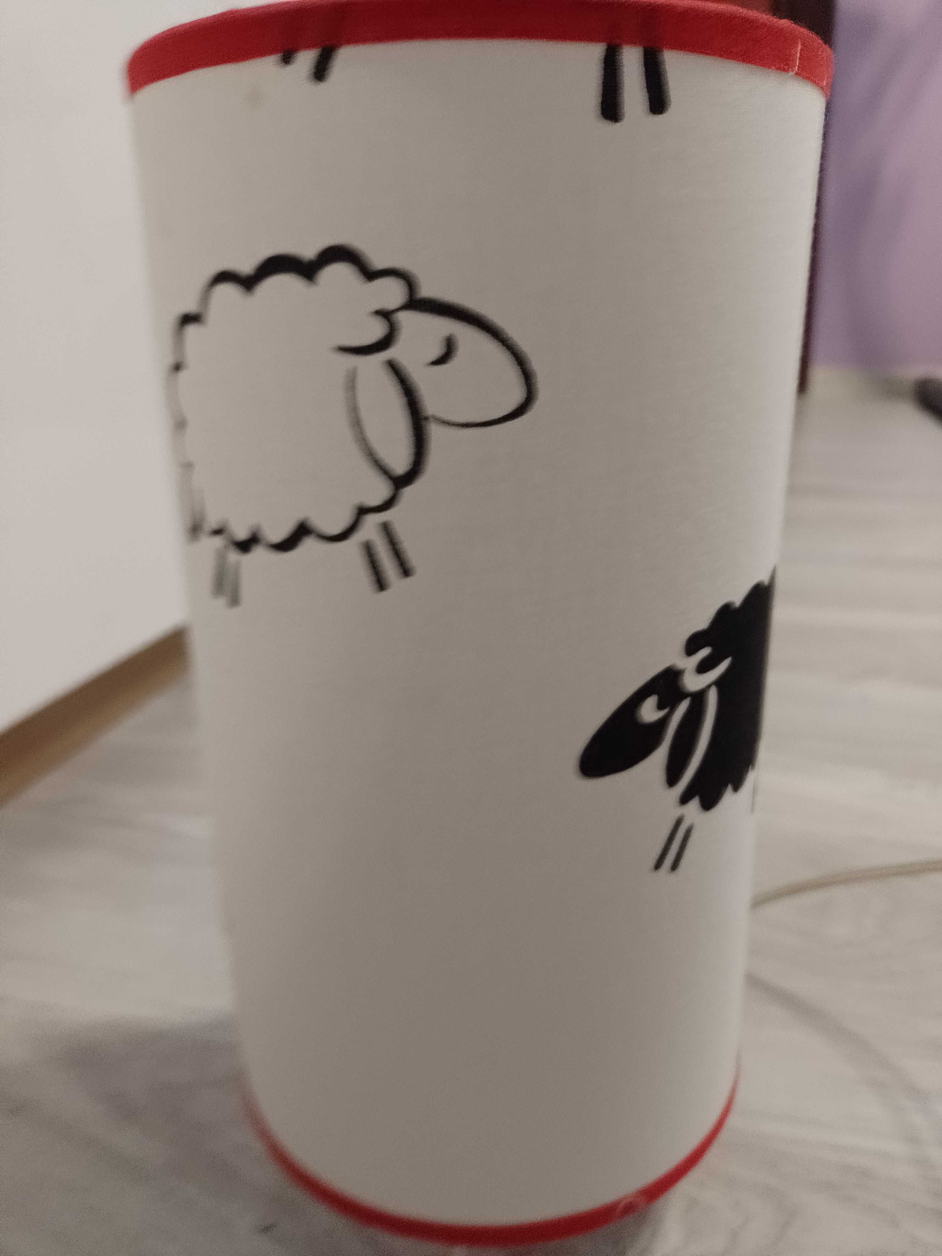lampka nocna z owieczkami do pokoju dziecięcego