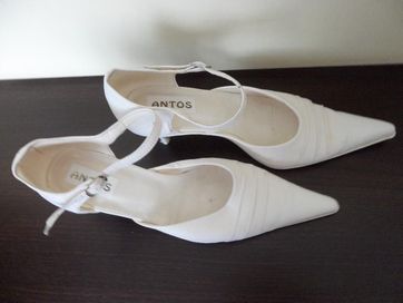 Białe buty do ślubu buty ślubne