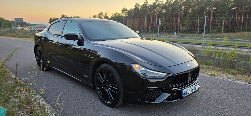 Maserati Ghibli Maserati Ghibli S GranSport