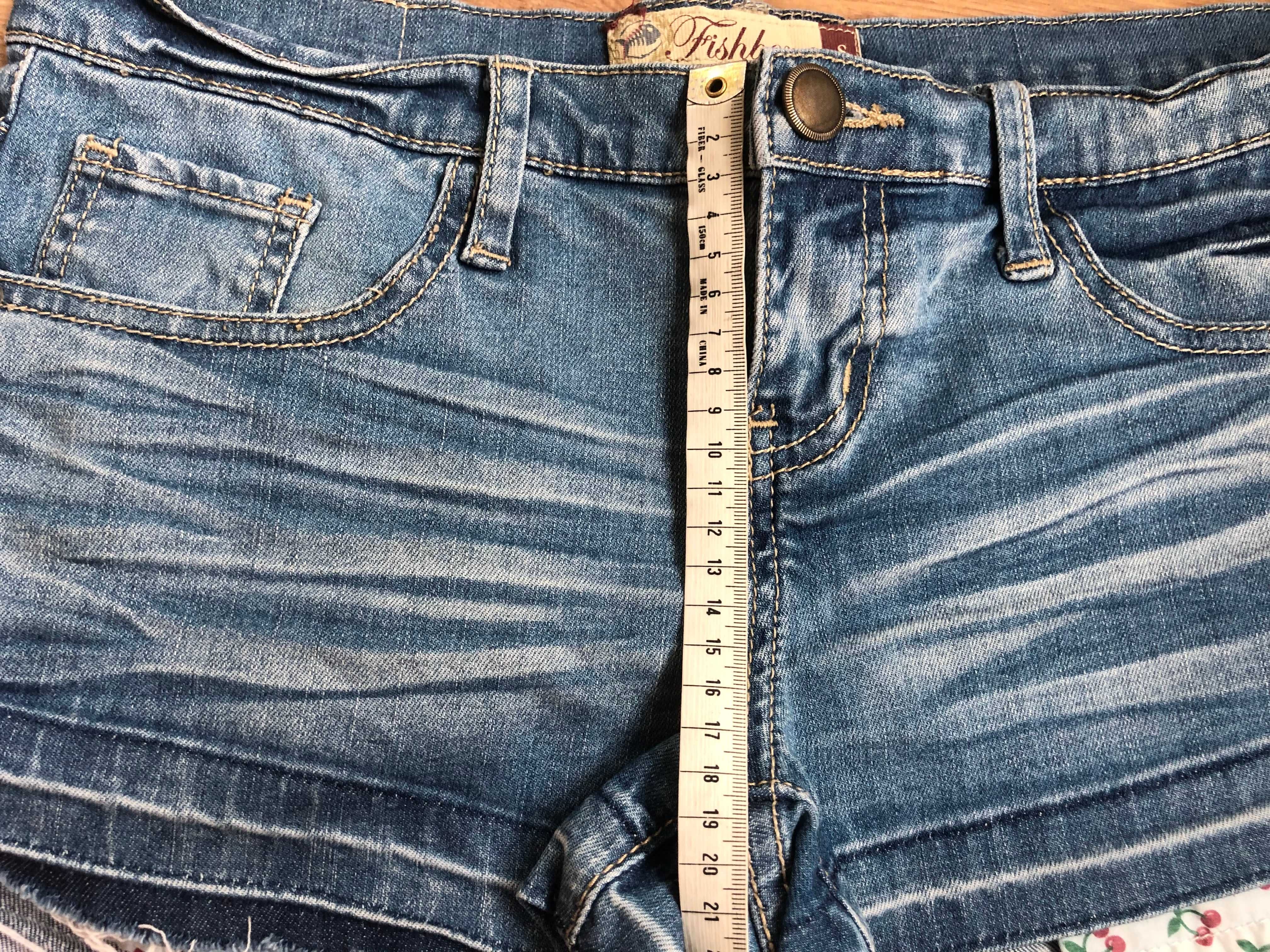 Krótkie spodenki jeansowe Fishbone rozmiar S