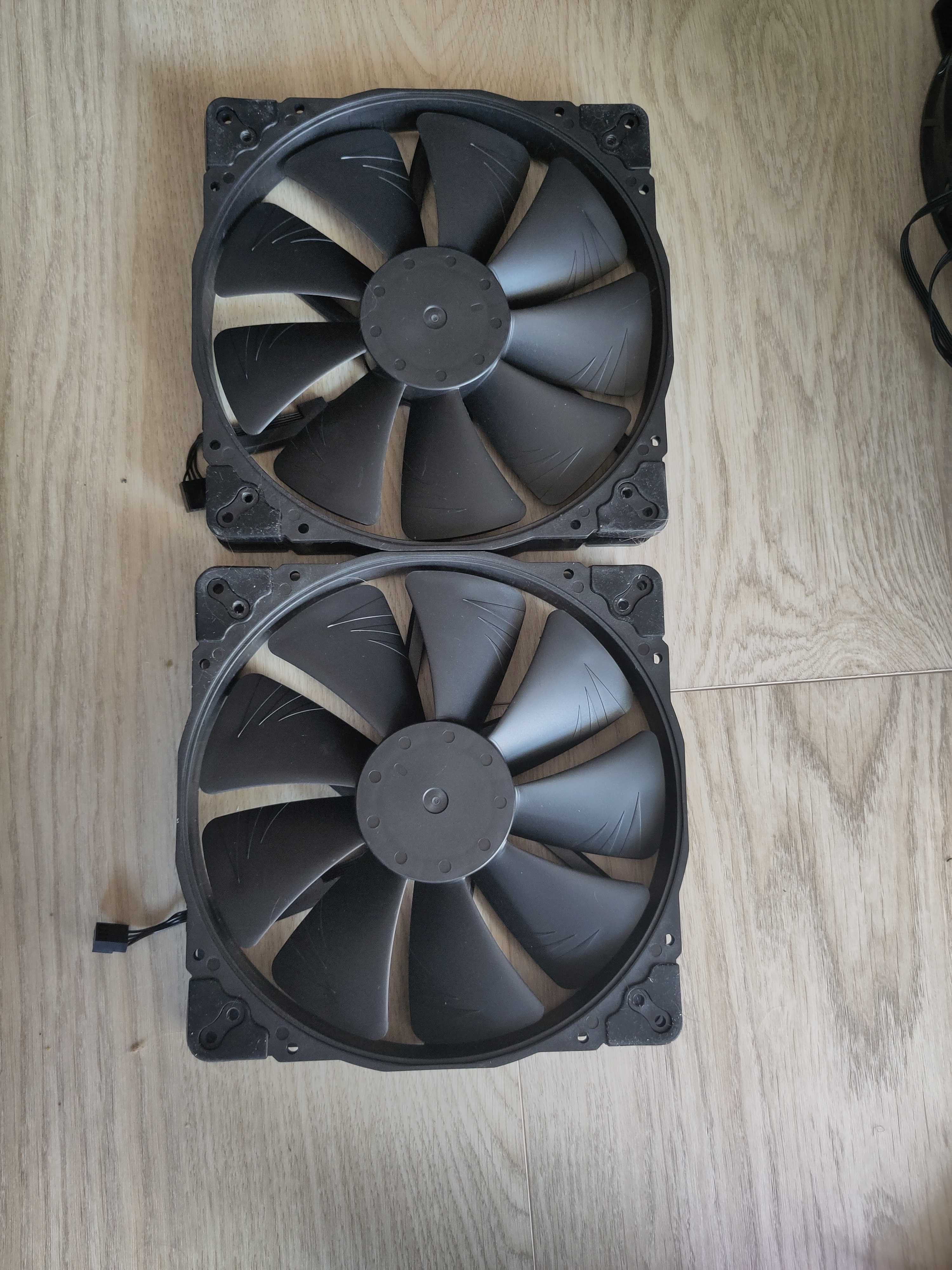 Noctua NF-A20 PWM chromax x2