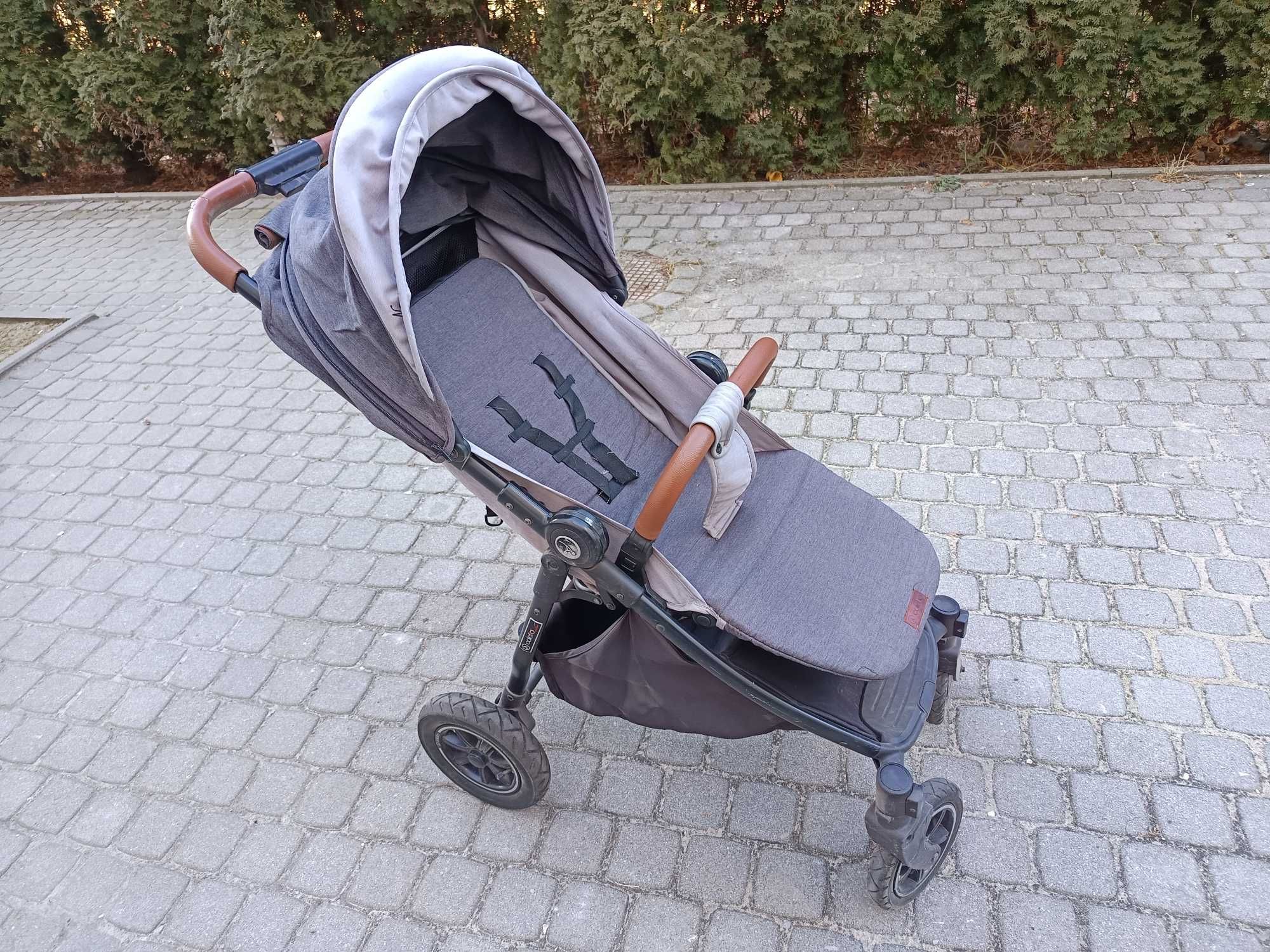 Wózek spacerowy Coletto Nevia