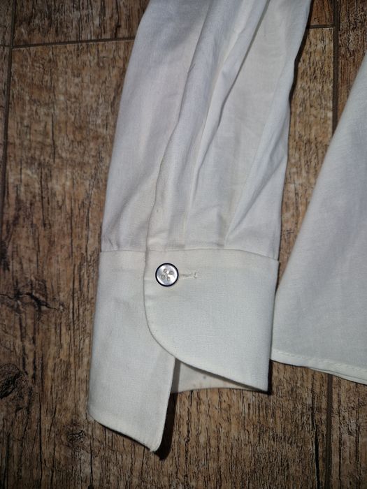 Жіноча сорочка зі стійкою коміром