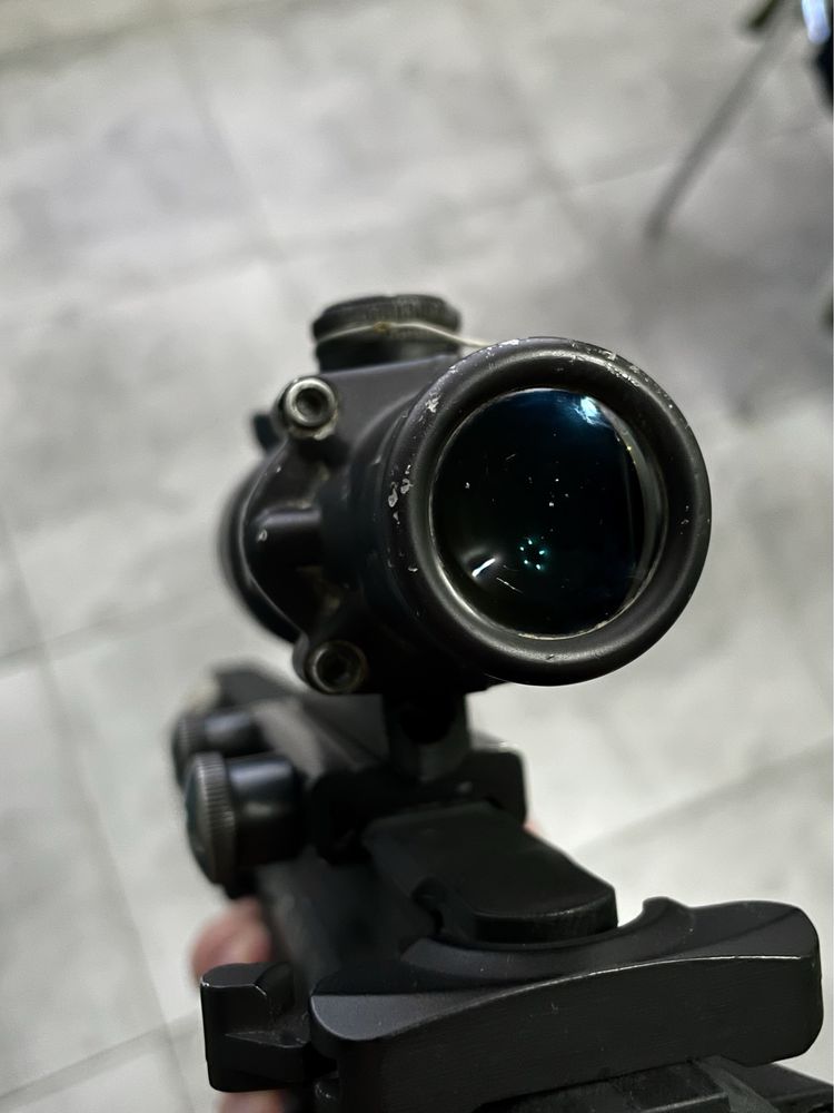 Коллиматорный прицел Trijicon ACOG 4x32