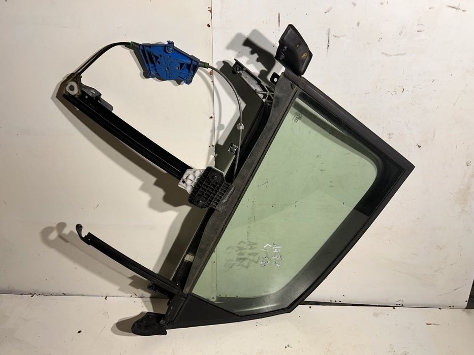 Szyba ramka mechanizm podnoszenia szyby Lewy tył SEDAN Audi A4 B6/B7