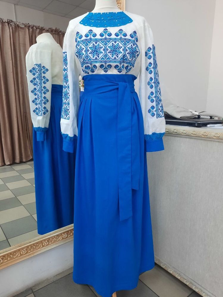 Сукня вишиванка синя льон