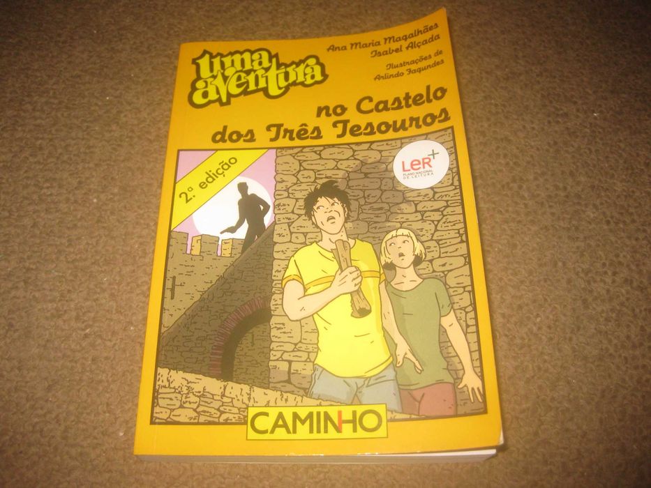 Livro "Uma Aventura no Castelo dos Três Tesouros"