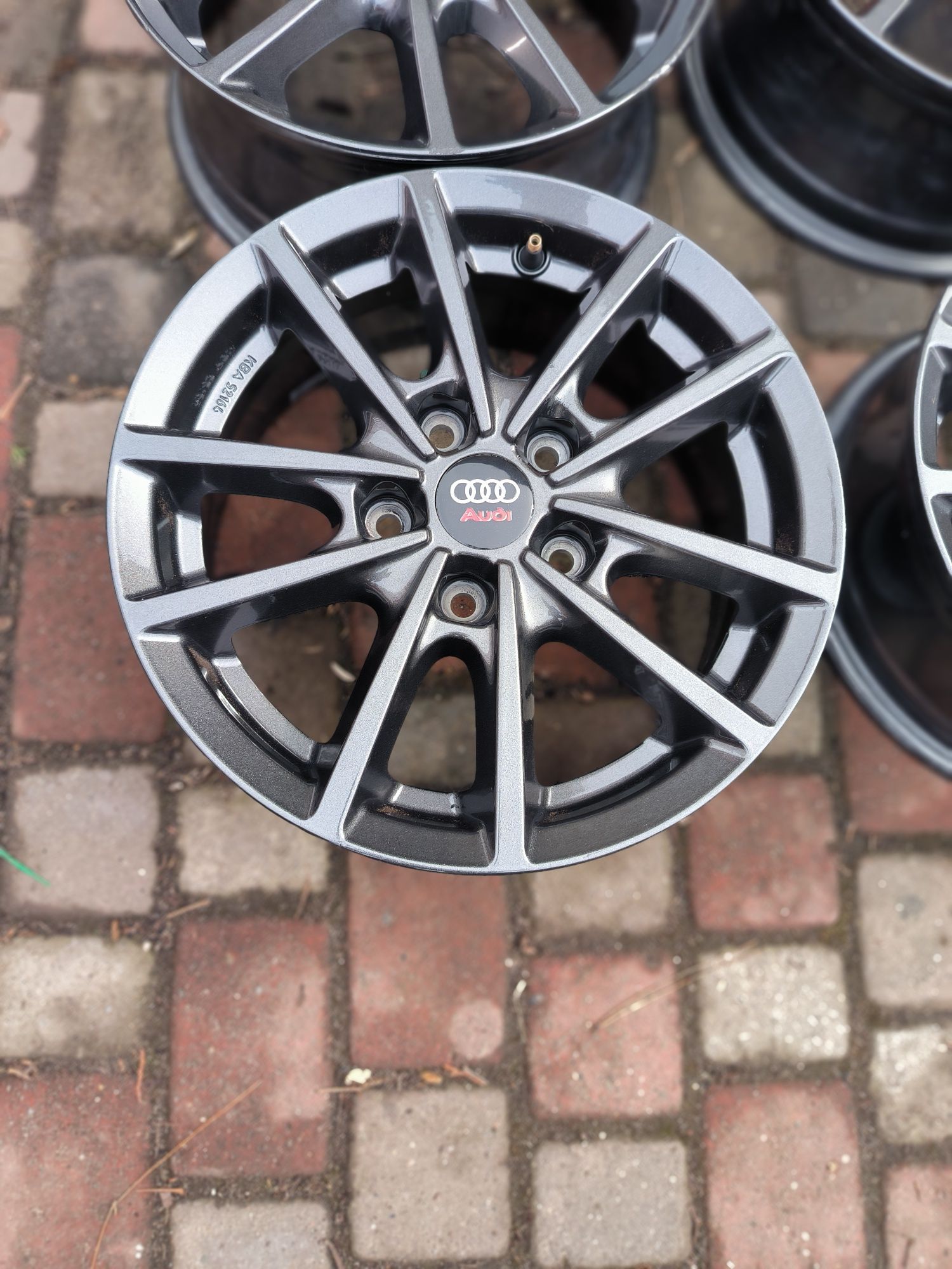 Felgi aluminiowe 15 Audi A3 A4  5x112