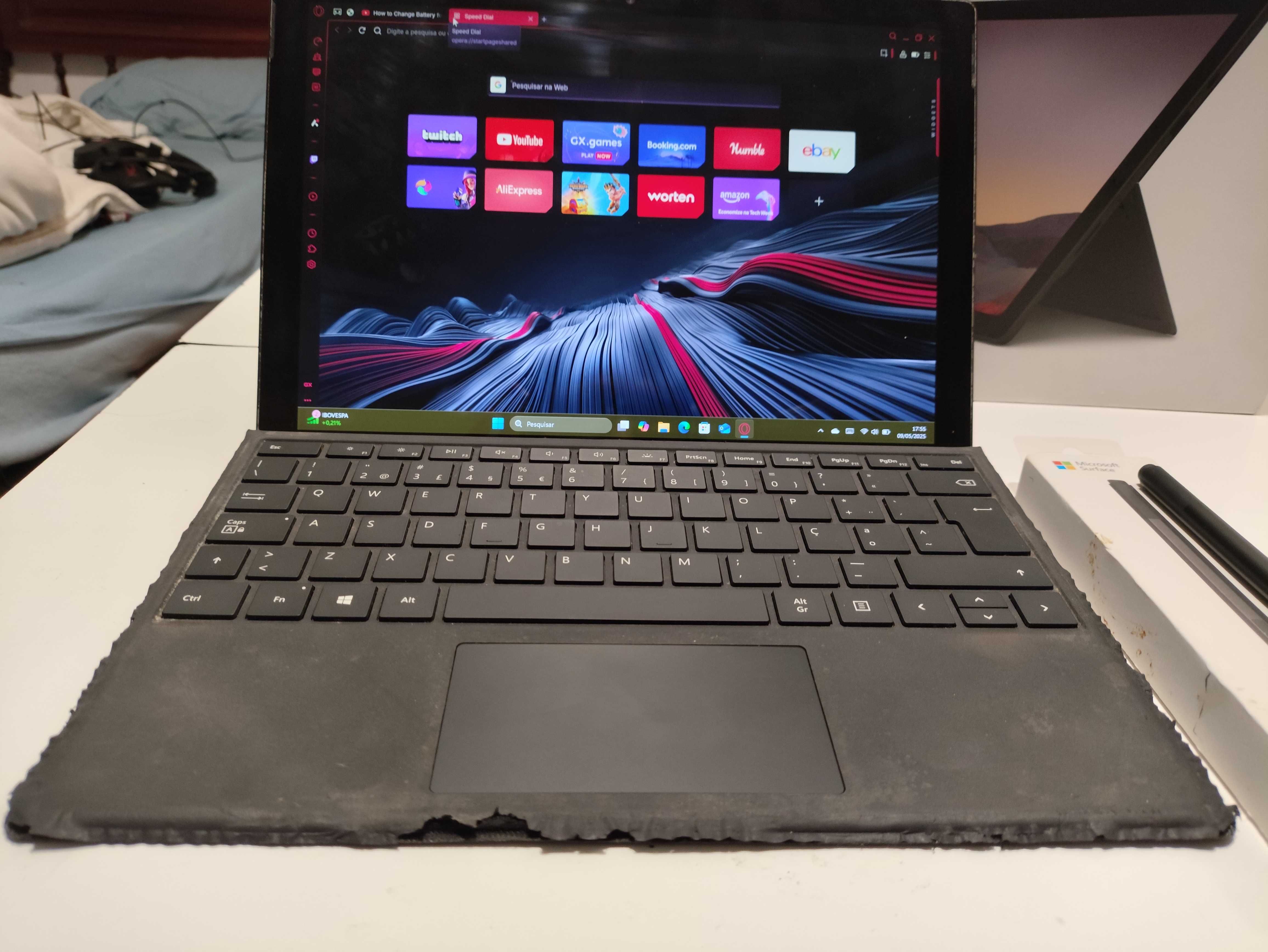 Notebook 2 em 1 Surface Pro 7 – i5, 8GB, SSD 256GB + Acessórios