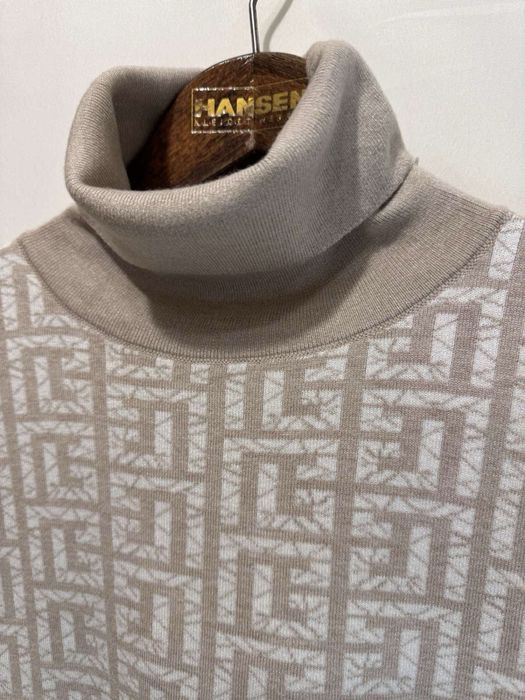 Balmain Paris плаття светр BALMAIN Monogram