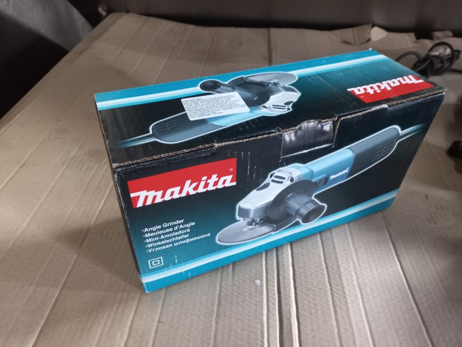 Кутова шліфмашина Makita9558HNG
