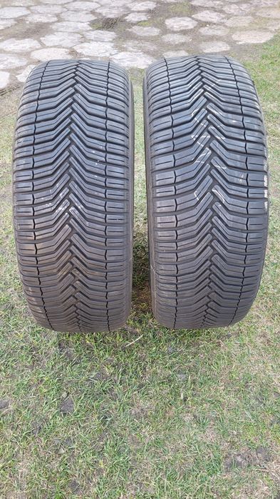 2x Michelin crossclimate 235/55r17 6.5mm