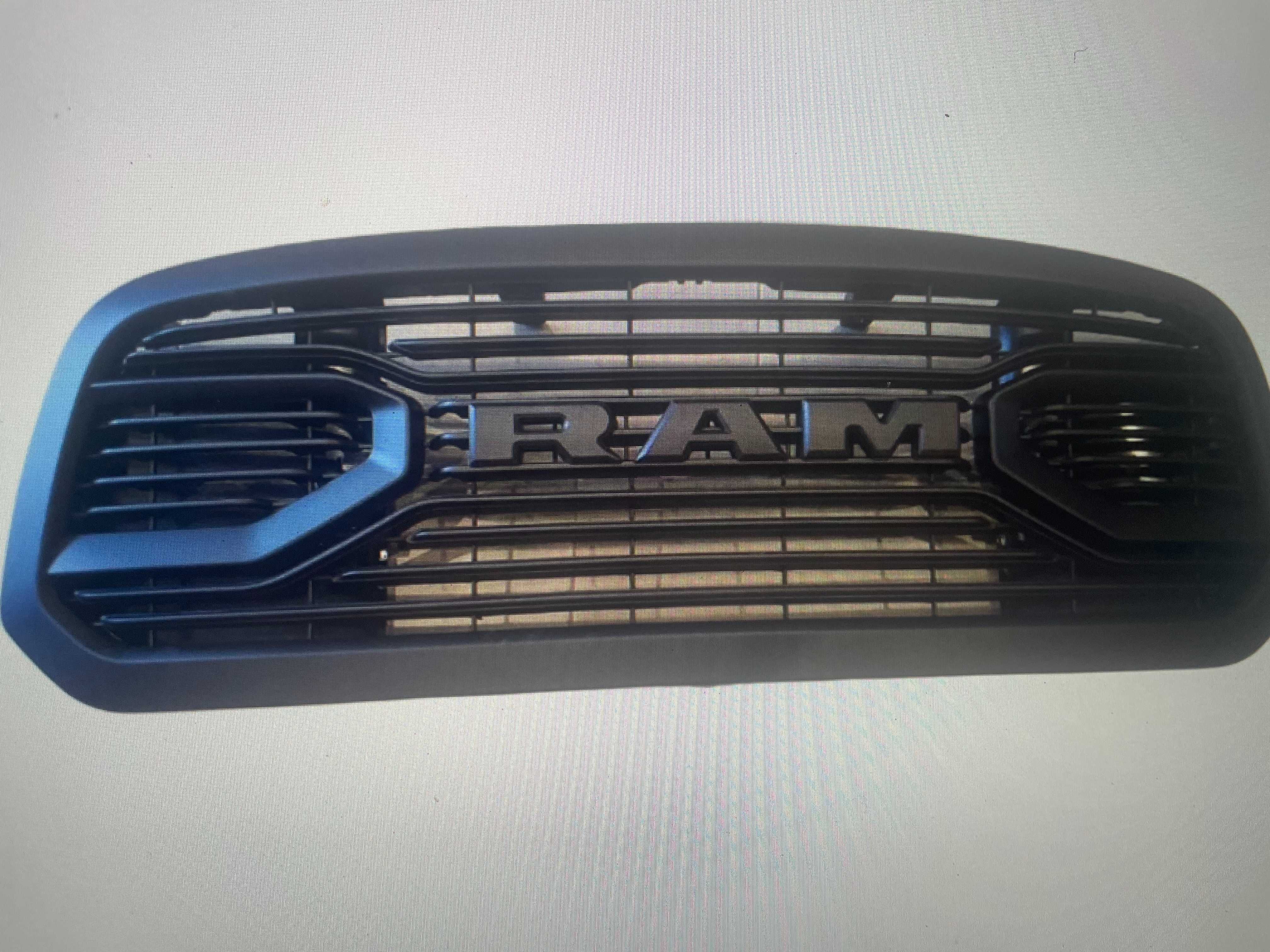 Dodge RAM 1500 r 2013 do 2018 "ala" REBEL  atrapa grill