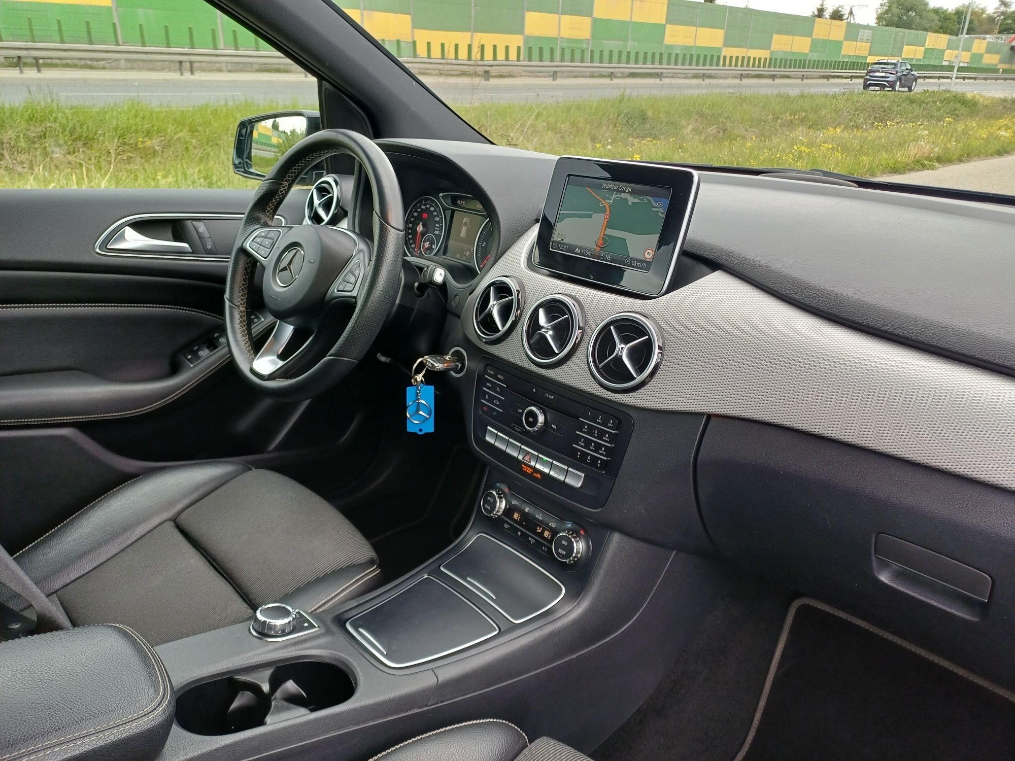 Mercedes B W180 Navi Skóra wersja  Urban Automat Zrejestrowany