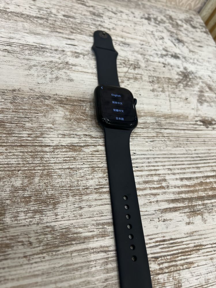 Apple Watch серія 8 45. Icloud