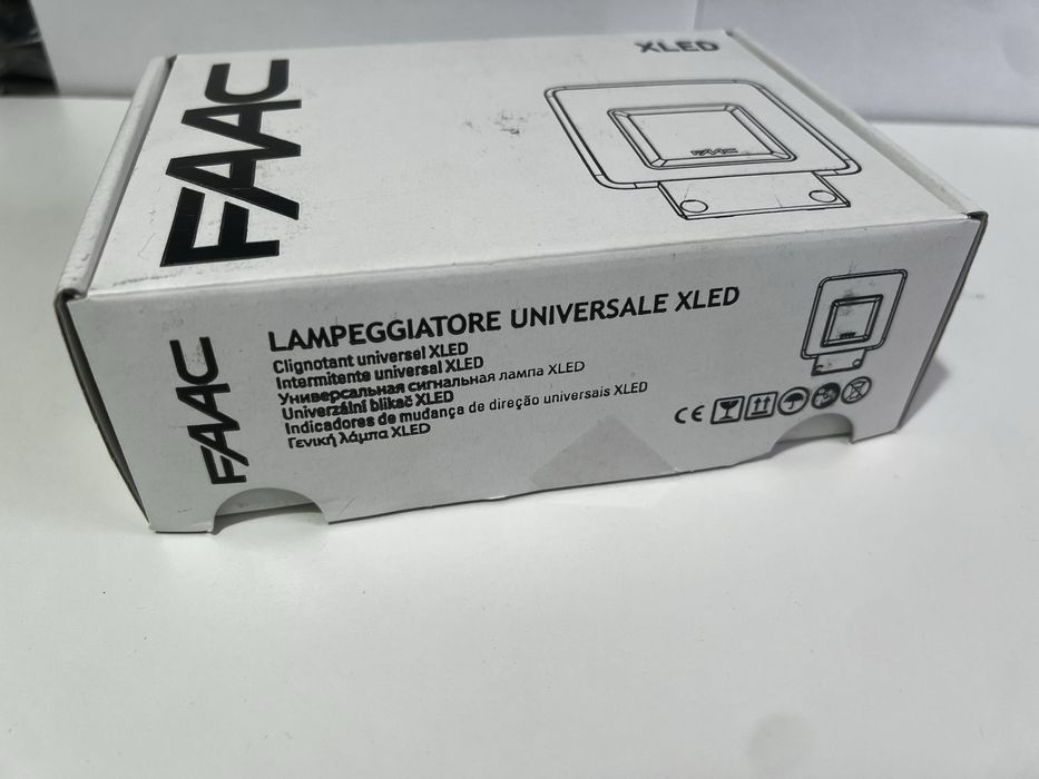 FAAC XLED lampa sygnalizacyjna do bram wjazdowych