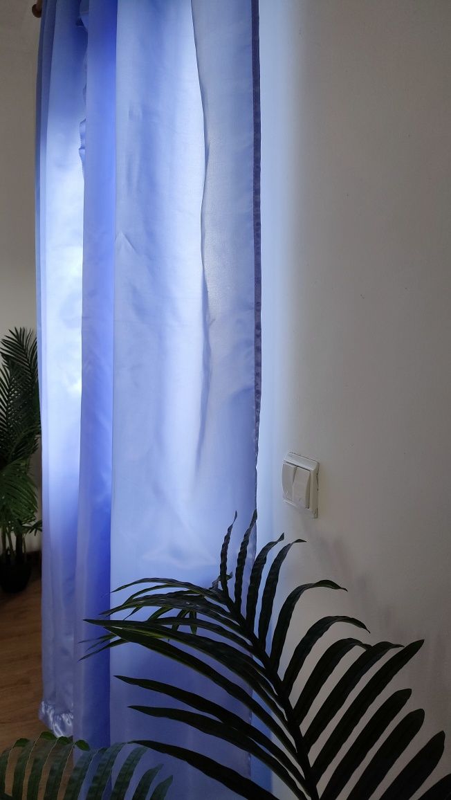 Cortina/cortinado azul acetinado com folhos (3 peças)