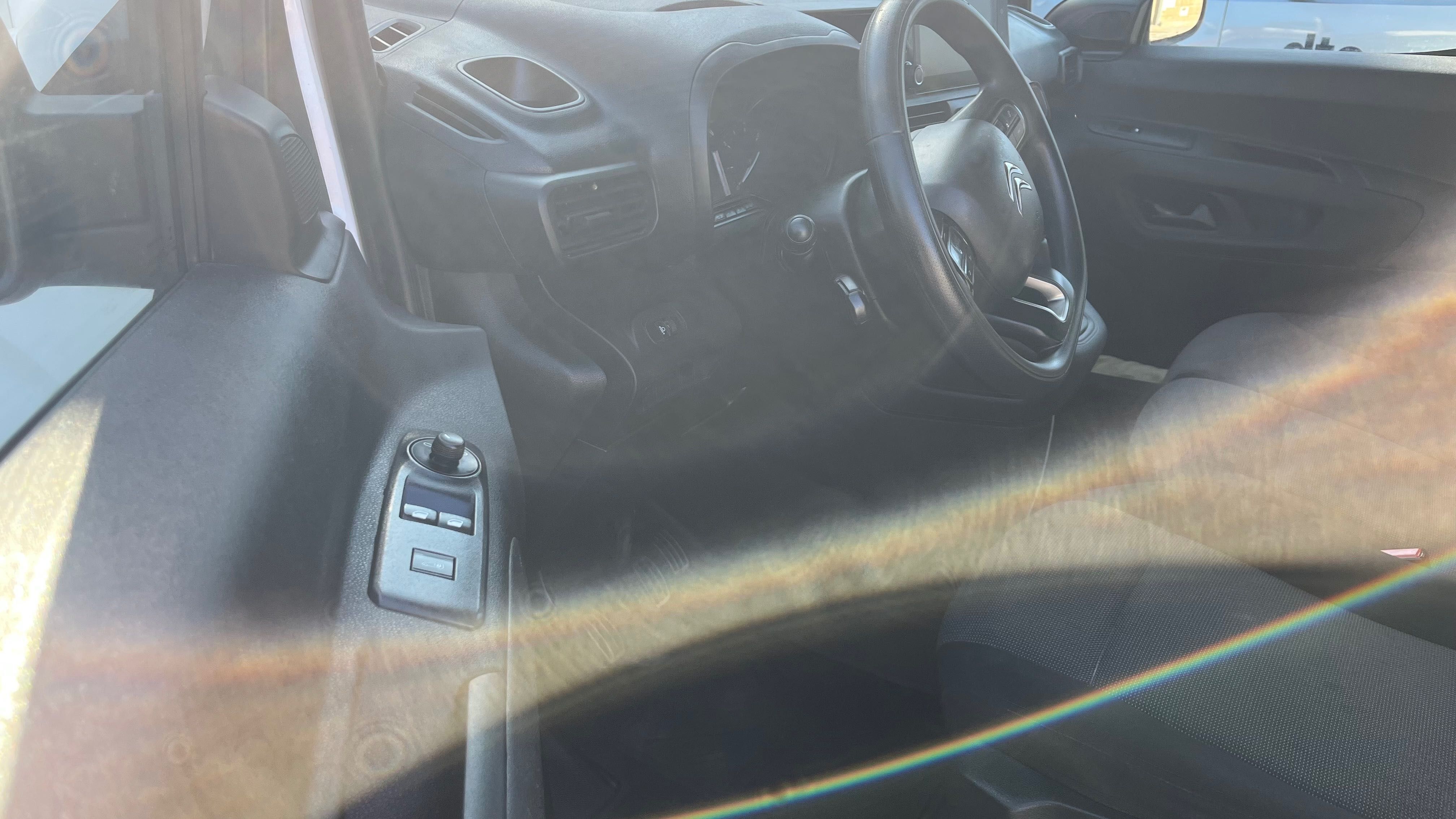 Carrinha com poucos quilómetros