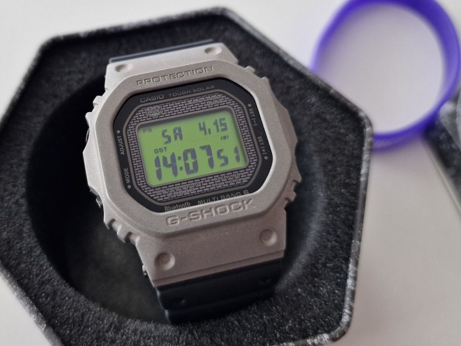 Casio G-shock gmwb5000 gwm5610