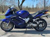 Honda VFR 800 Interceptor  ABS
2005р.в.