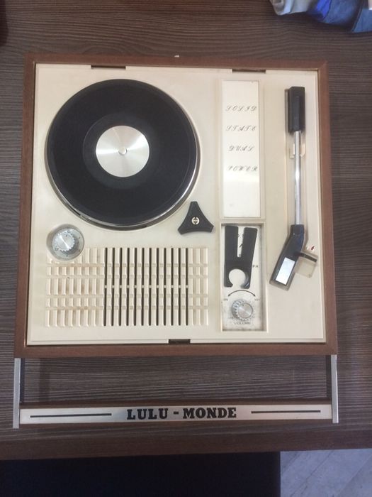 Gira Discos Lulu Monde