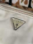 Сумка Guess потребує реставрації