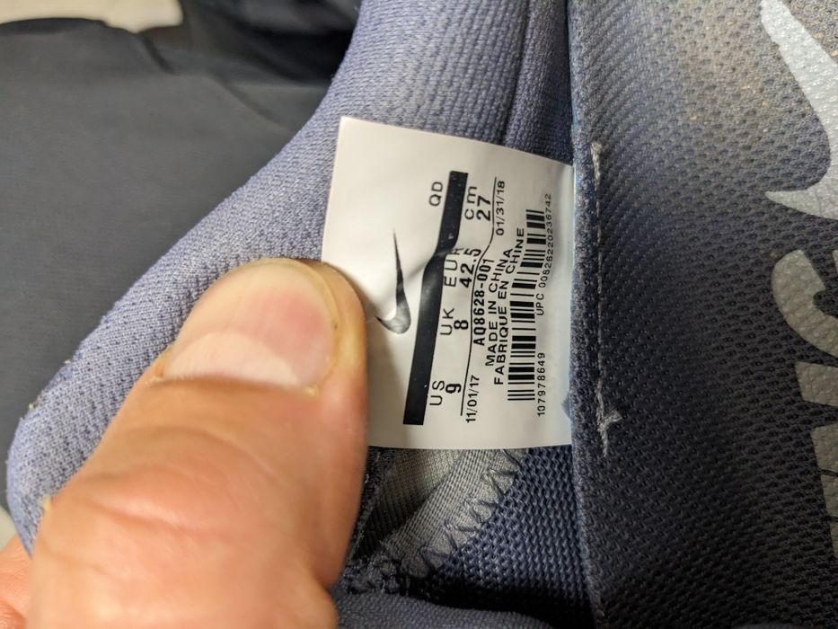 Nike air max 720 размер 42,5