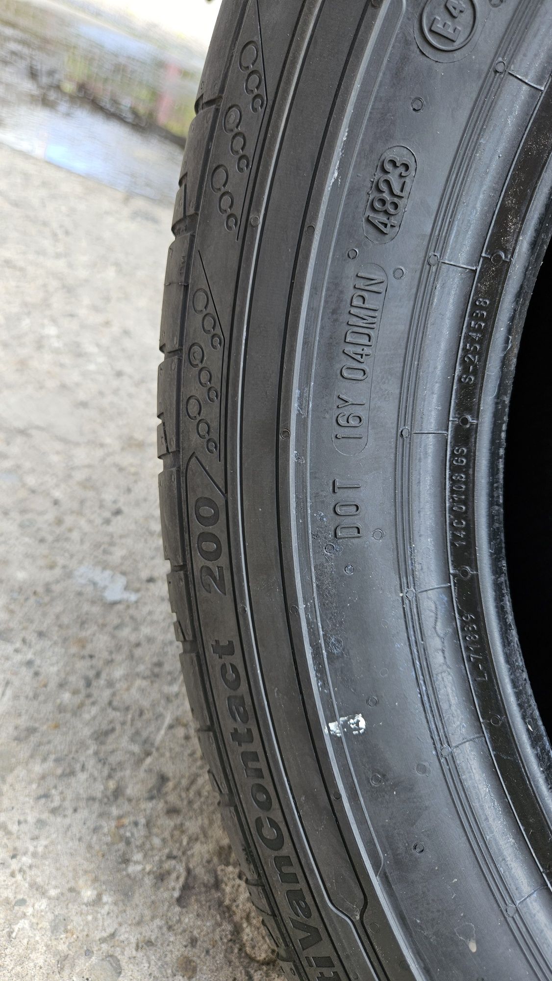 Opony 225/55/17  C  Continental