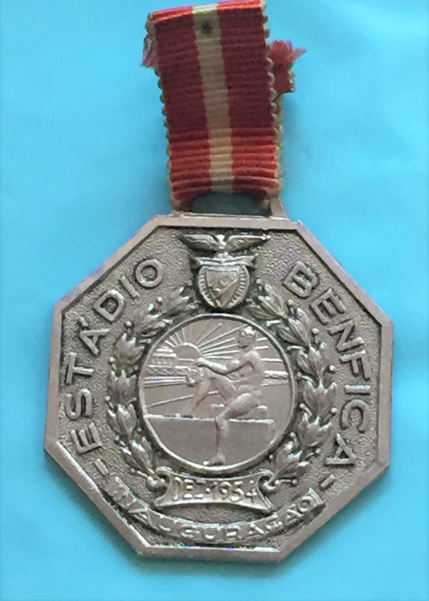 medalha da inauguração do Estádio do Benfica 1954 - PORTES GRÁTIS