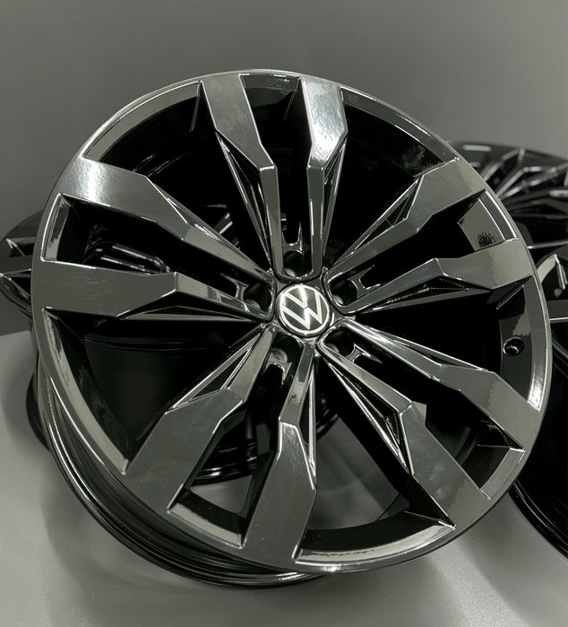 Диски оригінальні VW Touareg Suzuka 21 R21 Туарег Сузука 5х112 Audi Q7