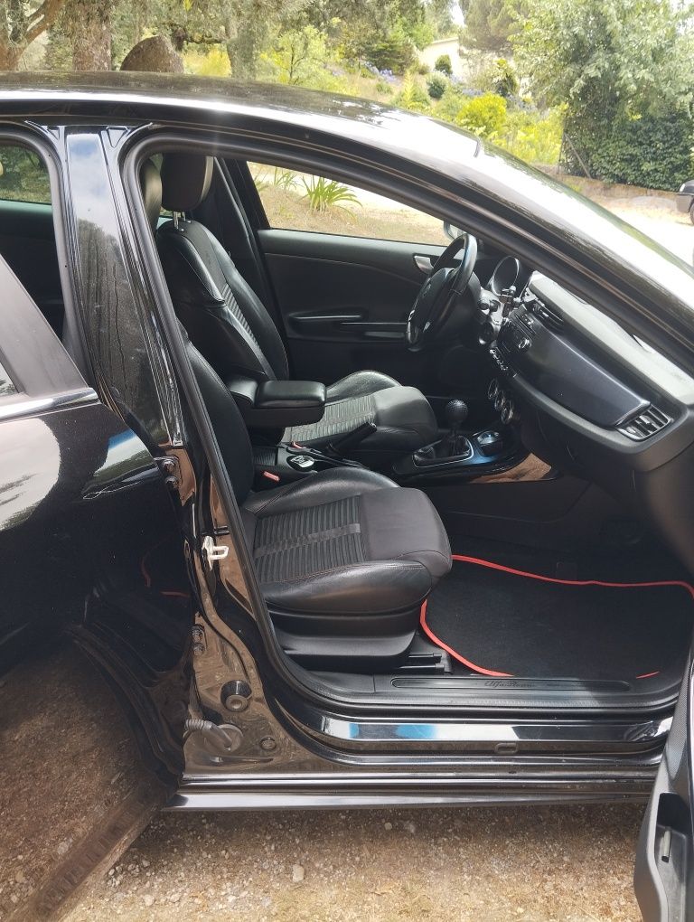 Alfa Romeo Giulietta 1.6 JTDm – 2010 – 197.000 km