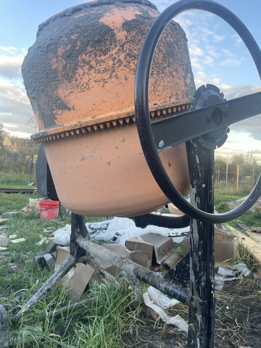 Бетономішалка бу