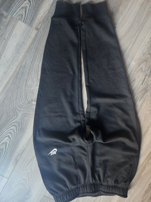 Spodnie dresowe Nike M męskie czarne bawełna stan igła