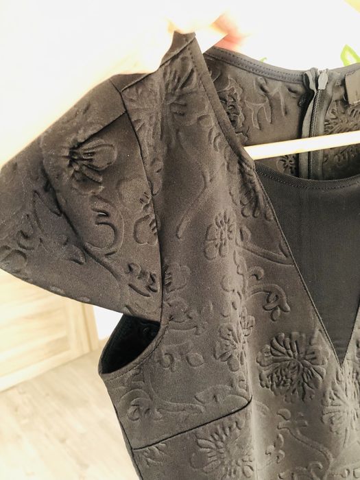 Czarna sukienka wizytowa Reserved S /36