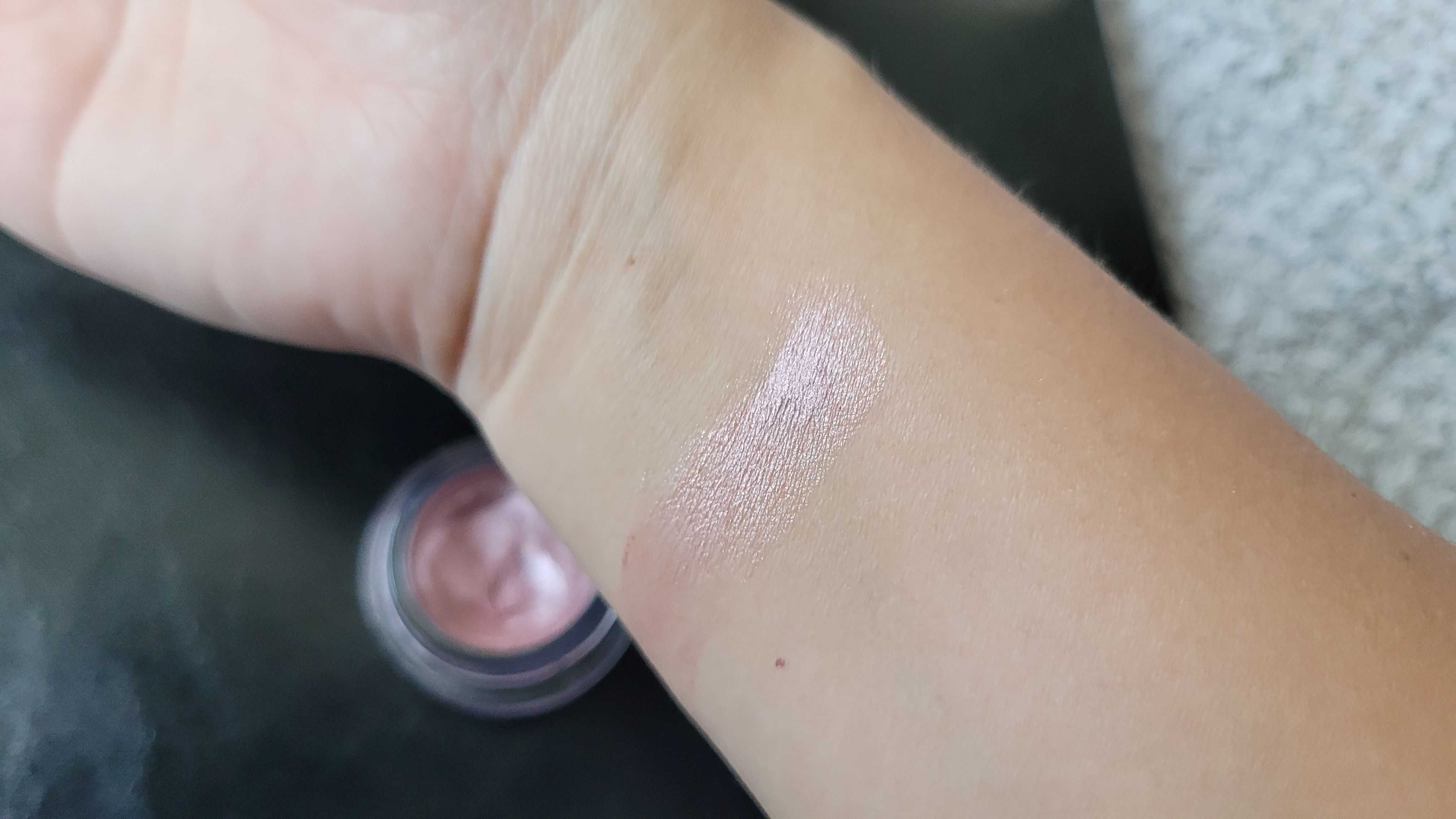 Cień do powiek Maybelline Color Tattoo, 65 Pink Gold