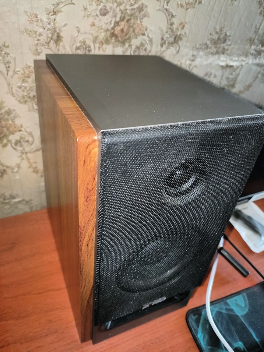 Продам отличные для ПК Bluetooth колонки 44 ват