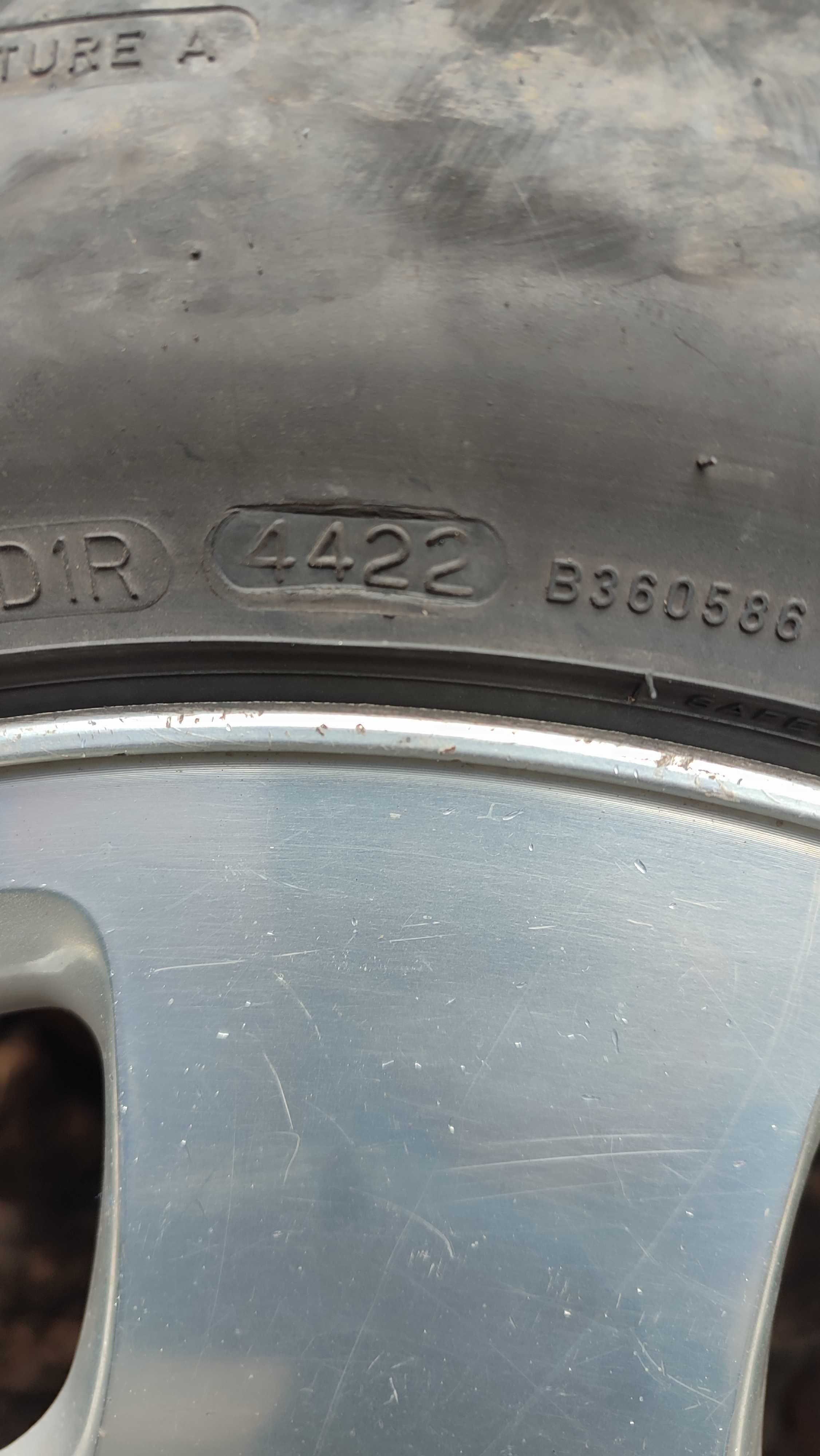 Диски р17 з шинами Dunlop