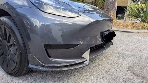 Губа сплітер  спойлер переднього бампера Тесла MY 20-24р. чорний мат