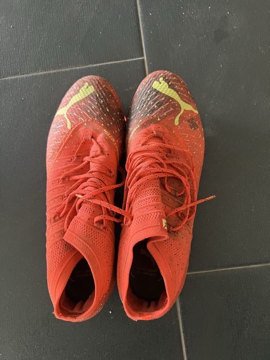 Chuteiras oficiais puma