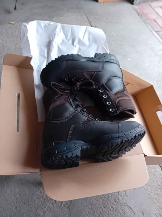 Trzewiki wojskowe  nowe