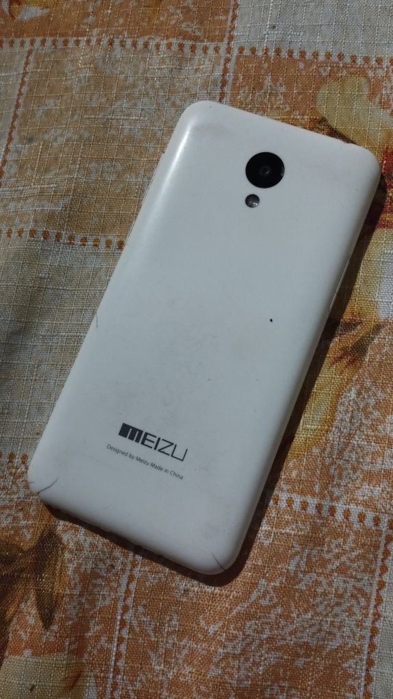 Продам телефон  Meizu m3