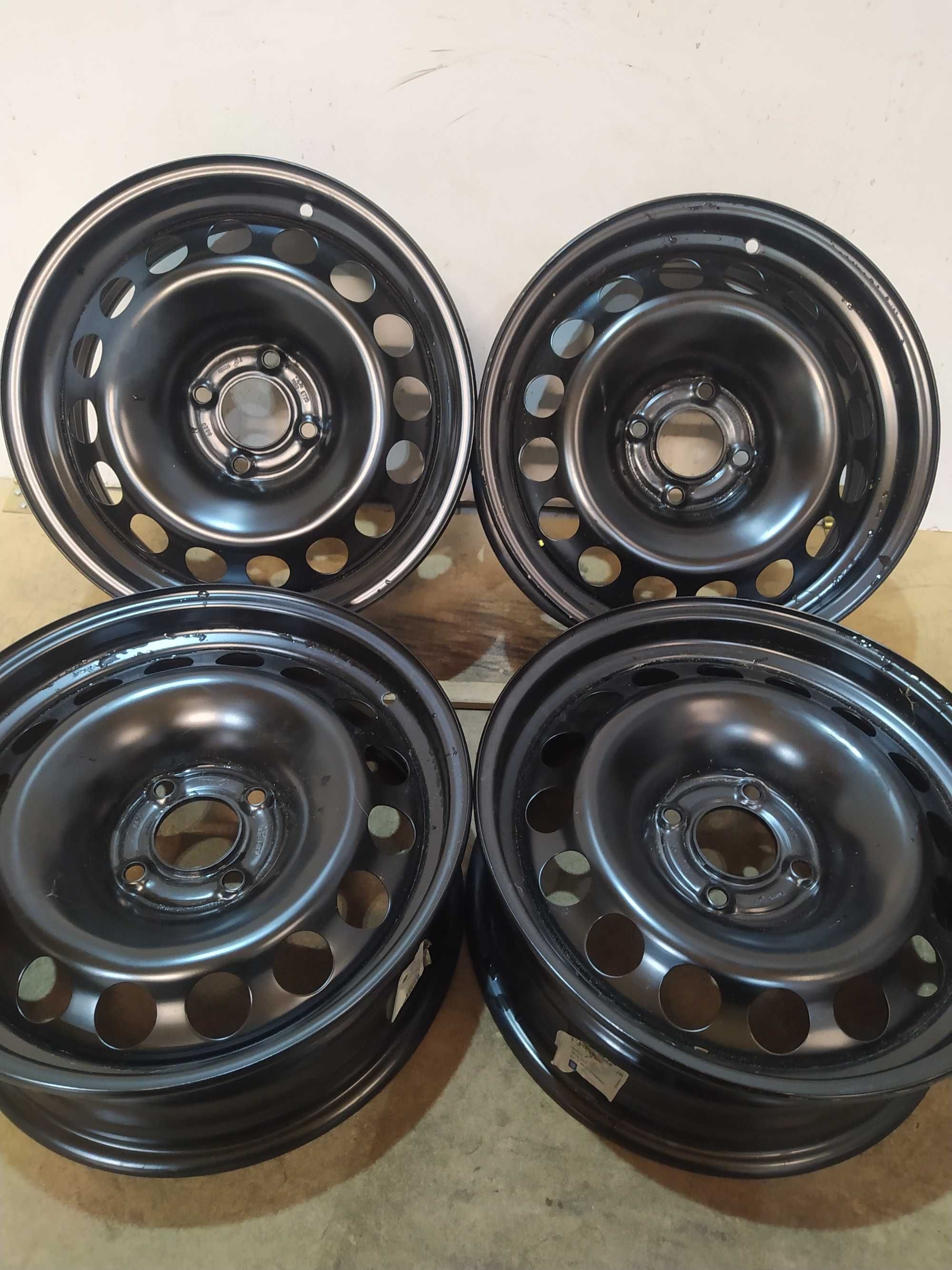 Nowe Felgi stalowe 16'' 4x108 ET20 Peugeot Partner Citroen Berlingo