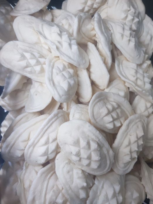 Sprzedam małe serki białe.wendzone i korbacze