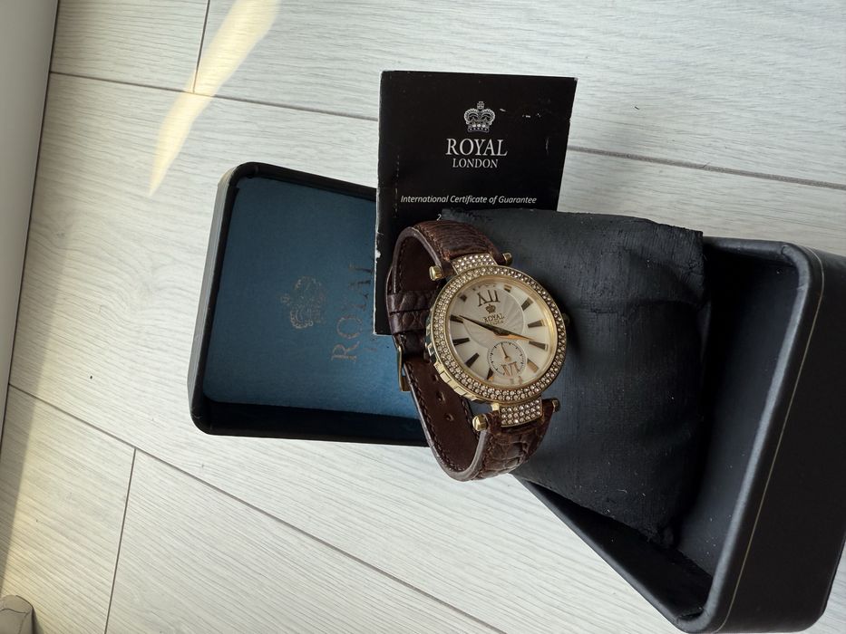 Годинник Royal London 20025-04