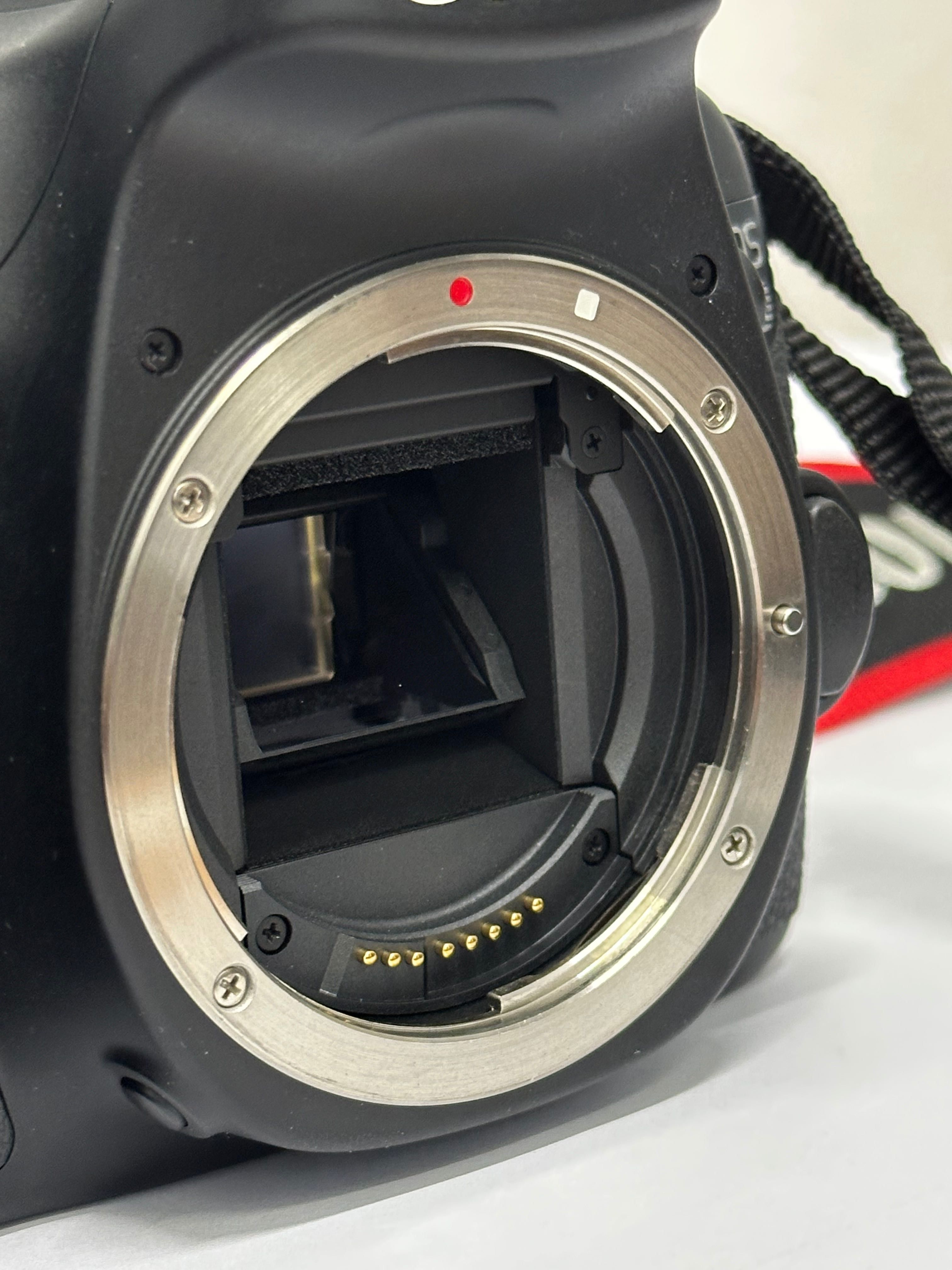 Aparat Canon EOS 70D Body przebieg 5330 super stan !