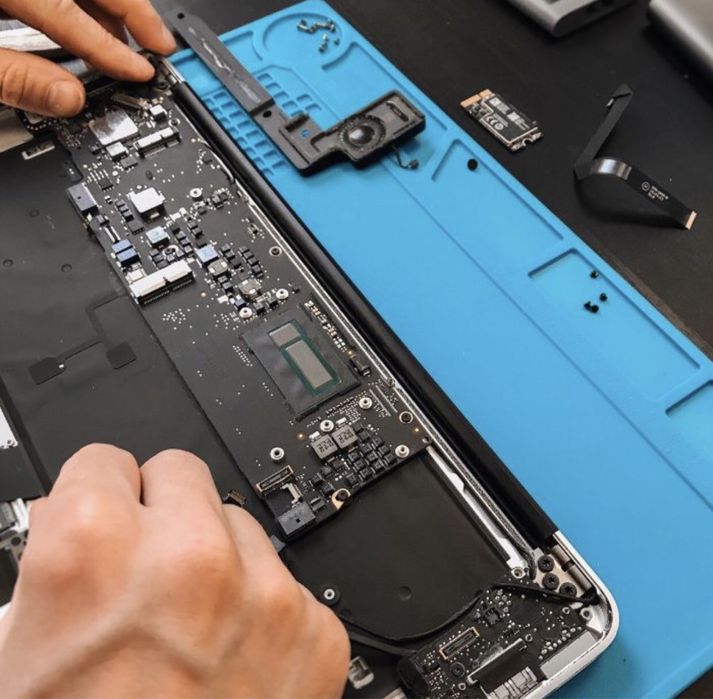 Заміна акумулятора, екрану, корпусу, розємів, динаміків у Ябко Одеса