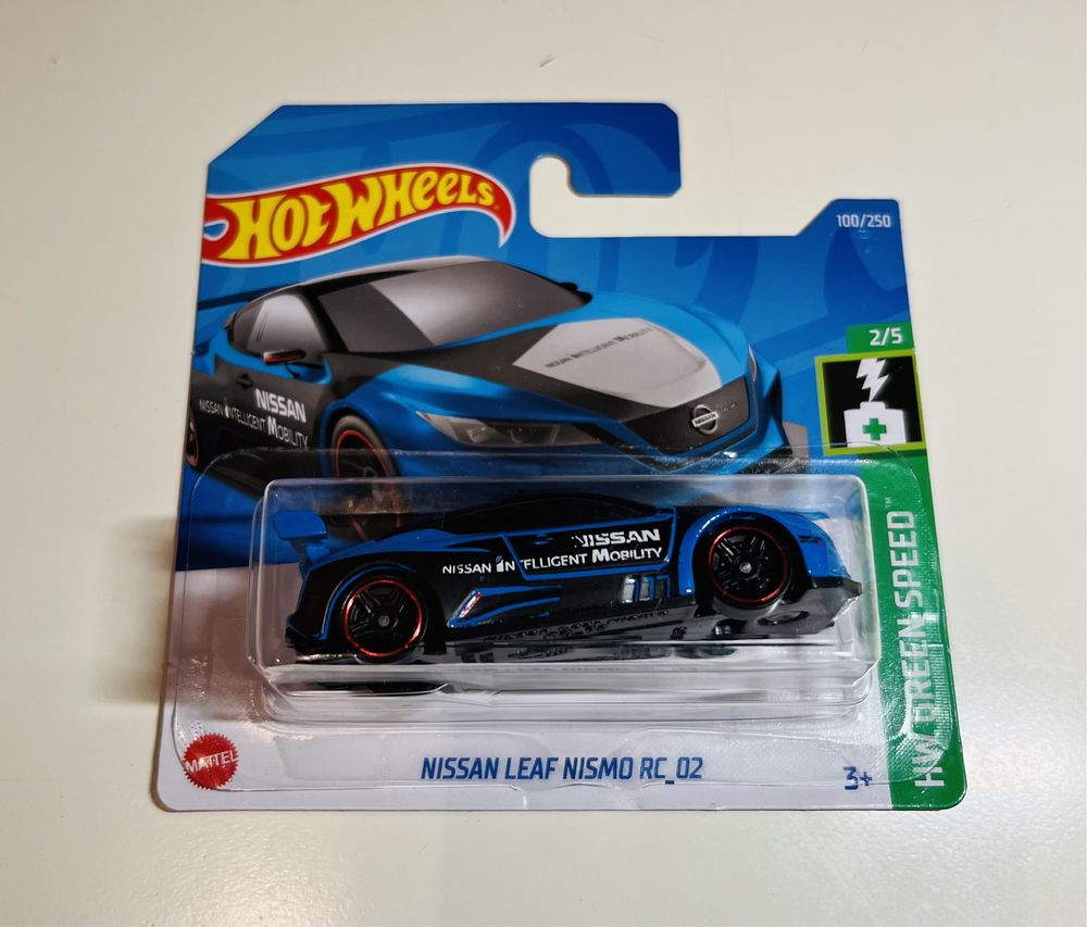 Hot Wheels Nissan Leaf Nismo RC-02